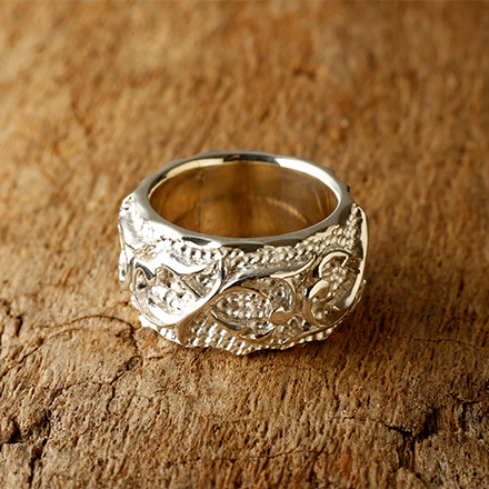 IVY Ring White