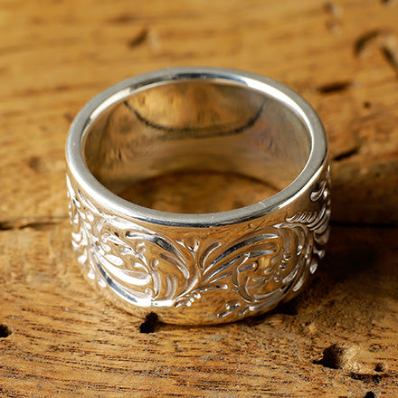 Karakusa Ring L