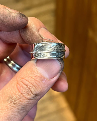 Carving Feather Ring