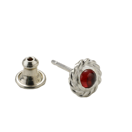 Torsion Pierce Garnet
