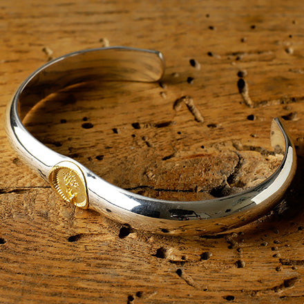 Round Gold Bangle