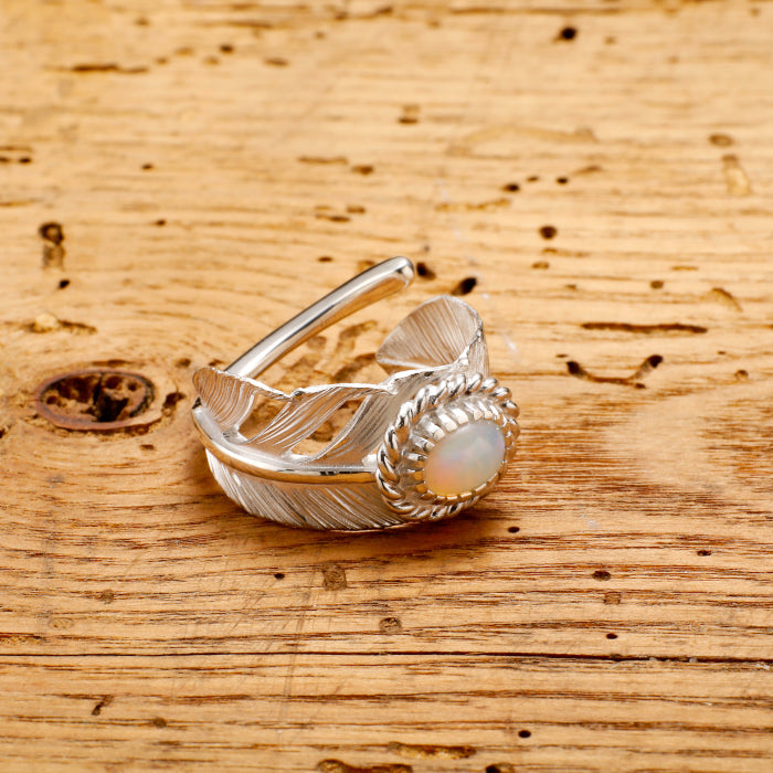Feather Ring M Opal